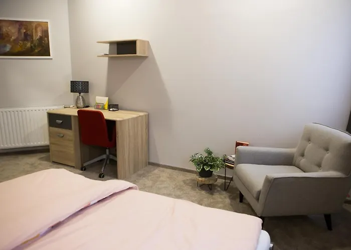 Kikelet Apartman Apartament *