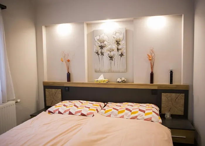 Kikelet Apartman Apartament *