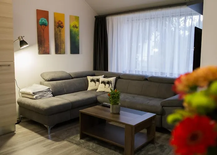 Kikelet Apartman *