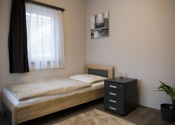 Kikelet Apartman Szombathely